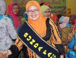 Ketua DPRD Riau, Septina Primawati Rusli